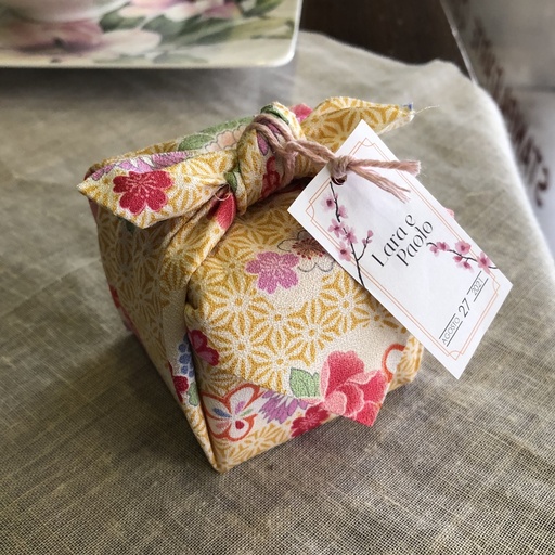 Portaconfetti - Scatolina cubica, furoshiki